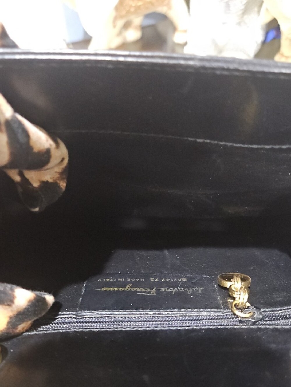 Vintage Salvatore Ferragamo Leather Black Shoulder Bag w/Gold Hardware & COA - Picture 12 of 16